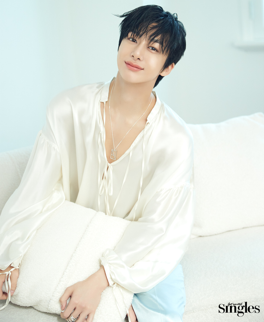 형원의 촉촉하고 빛나는 하루, 형원, 몬스타엑스, 싱글즈, Single Plus